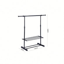 Perchero de pie extensible con doble barra y estantes para zapatos. Ajustable en altura (hasta 160cm) y ancho (hasta 145cm), ideal para dormitorio, salón y balcón. Almacenamiento multifuncional para ropa, calzado y accesorios.
